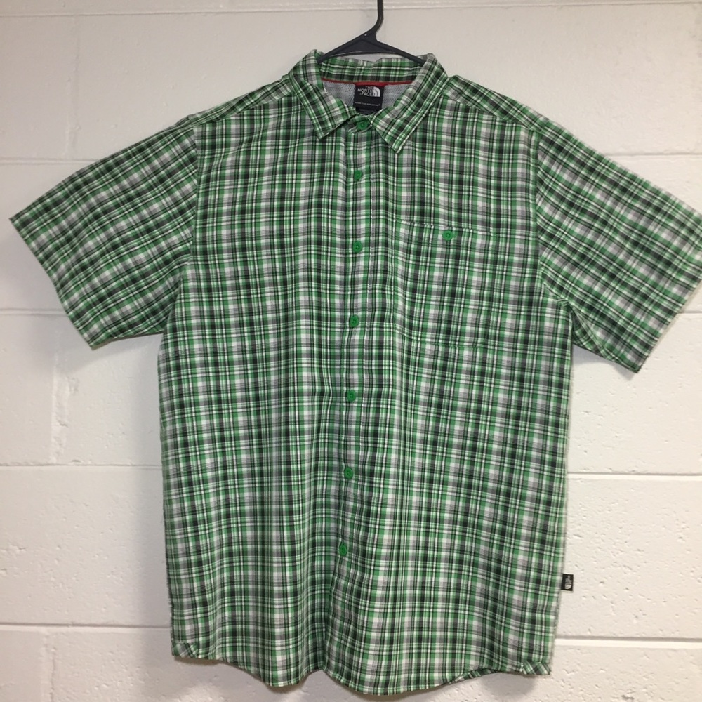 The North face Large Mens short sleeve plaid